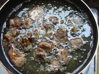 蒜香排骨-----附加鸡肉丝的做法步骤：7