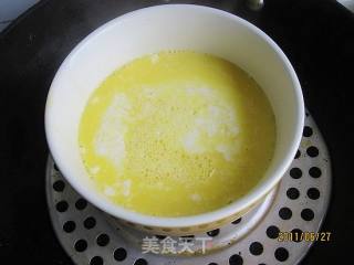 三色蒸蛋的做法步骤：4