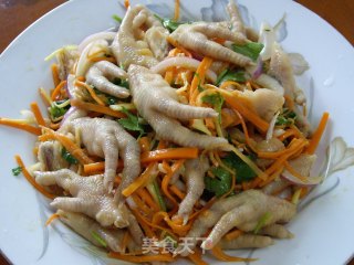 蒜容鸡脚：的做法步骤：4