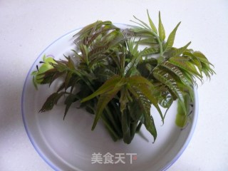 香椿馅蒸饺的做法步骤：1