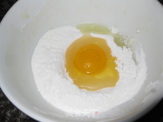 鸡蛋饼的做法步骤：1