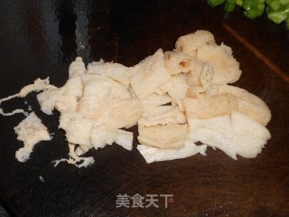 竹荪虾仁烩玉子豆腐的做法步骤：4