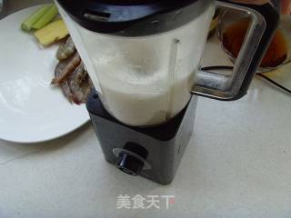 【粤菜】：虾仁肠粉的做法步骤：2