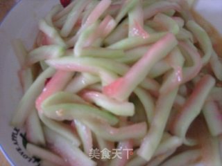 炒西瓜皮的做法步骤：3