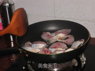 【粤菜】香煎锥鱼的做法步骤：3