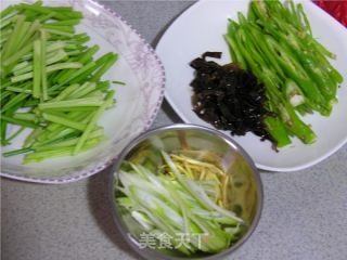 【粤菜】干炒牛河的做法步骤：3