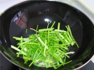 【粤菜】干炒牛河的做法步骤：7