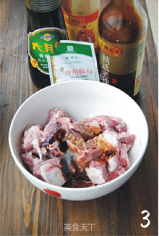 【粉蒸排骨】老少皆宜的健康吃肉法的做法步骤：3