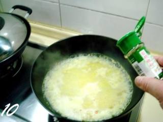 【粤菜】――黄金满钵“鸡茸粟米羹”的做法步骤：10
