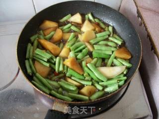 土豆烧四季豆的做法步骤：5