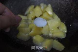 土豆烧酱牛肉的做法步骤：4