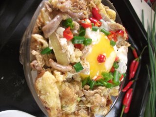 鱼肠煎蛋盖饭的做法步骤：10