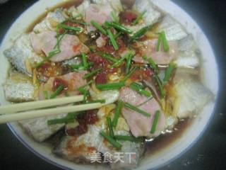 咸肉蒸带鱼的做法步骤：9