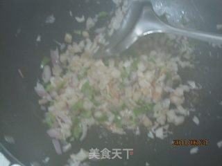 海鲜萝卜糕——给老妈的生日礼物的做法步骤：4