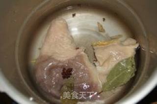 【粤菜】葱爆猪肚的做法步骤：2
