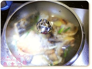 【八大菜系之粤菜】惹味姜葱煎焗三文鱼头的做法步骤：7