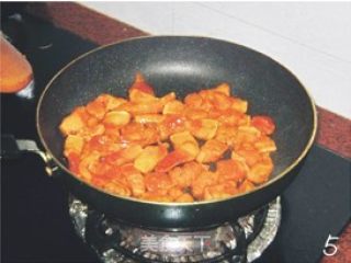 香煎蒜香五花肉的做法步骤：5