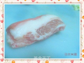 五花肉冻豆腐Pk海南灯笼椒的做法步骤：2