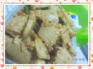 五花肉冻豆腐Pk海南灯笼椒的做法步骤：8