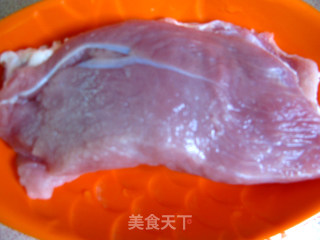 三色小炒肉的做法步骤：1