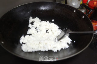 【粤菜】菠萝鸡炒饭的做法步骤：7