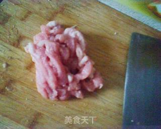 蒜苔炒猪柳的做法步骤：2