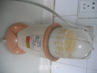 【粤菜】鸡蓉粟米羹的做法步骤：3