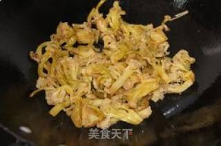 小炒腌花菜的做法步骤：3