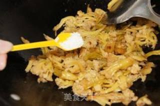 小炒腌花菜的做法步骤：6