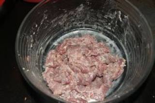 葱爆牛肉的做法步骤：3