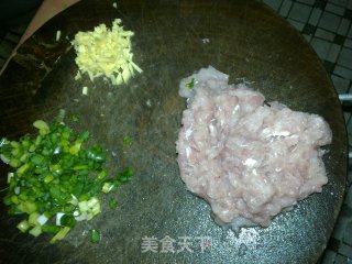 炸豆腐肉丸的做法步骤：2