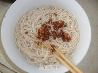 【闽菜】：鲜虾多彩蛋面的做法步骤：4