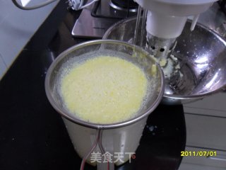 浓香玉米汁&玉米饼的做法步骤：3