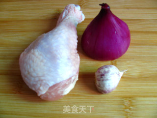 香煎鸡腿的做法步骤：1