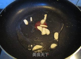 洋葱炒花菇的做法步骤：4