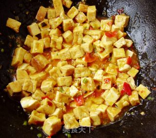 辣炒豆腐泡的做法步骤：6