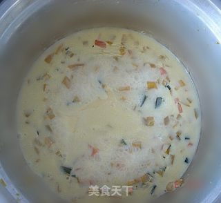 电饭锅版芝士香浓南瓜汤的做法步骤：4