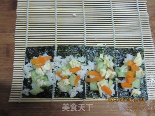 紫菜包饭的做法步骤：6