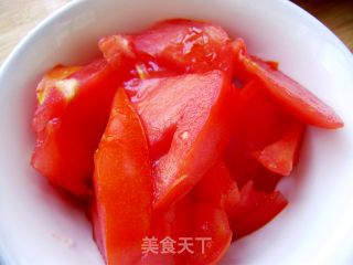 番茄尖椒土豆片的做法步骤：2