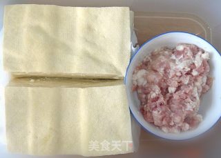 【闽菜】福建酿豆腐（俺是新手）的做法步骤：1