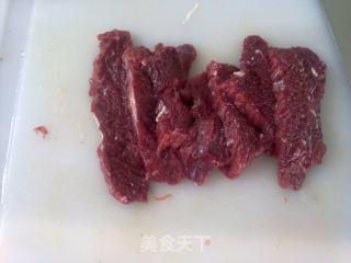 黑椒牛肉意大利面的做法步骤：1