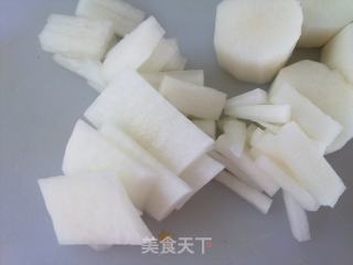 鸡腿萝卜丝汤的做法步骤：4