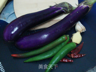 快易家常菜----小炒茄子的做法步骤：1
