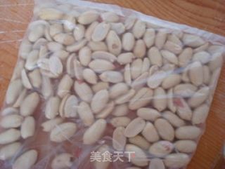 香酥可口的花生红糖酥条的做法步骤：2