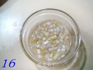 闽南小炒“五彩炒虾松”的做法步骤：16