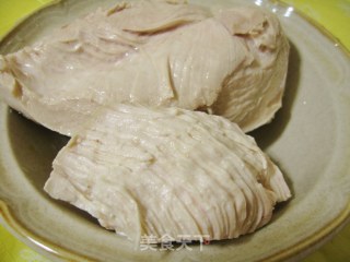 西红柿鸡肉黄瓜沙拉的做法步骤：2