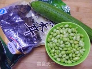 【闽菜】丝瓜毛豆炒木耳的做法步骤：1