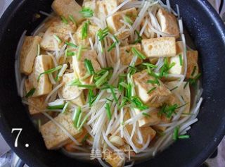 【闽菜】豆腐炒豆芽 （减肥菜谱）的做法步骤：7