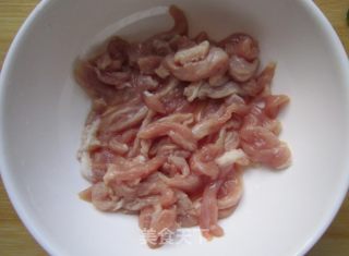 花菇青豆滑肉丝的做法步骤：3
