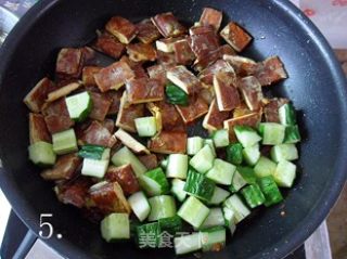 【闽菜】苏宫保鸡丁 （素食，减肥者的最爱）的做法步骤：5